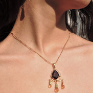 Versailles Pendant Set