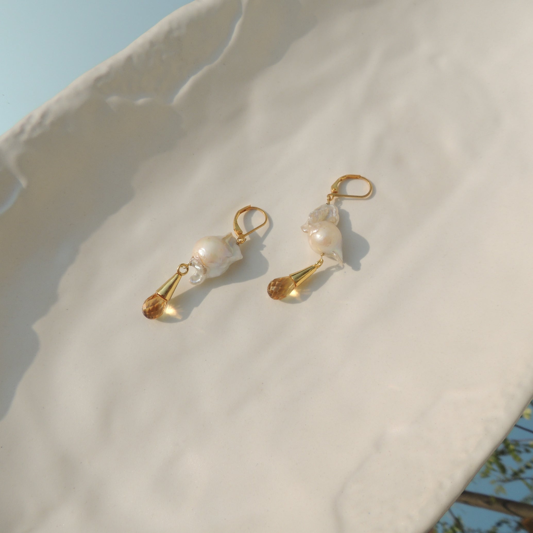 Antoinette Pearl Earrings